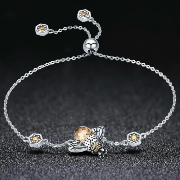 “Amber Abdomen Queen Bee” Faceted Tomenta Bumblebee Honeybee Honeycomb Bracelet - Picture 3 of 13